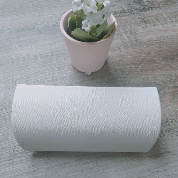 Michael Kors White Eyeglass Case - Picture 3 of 5